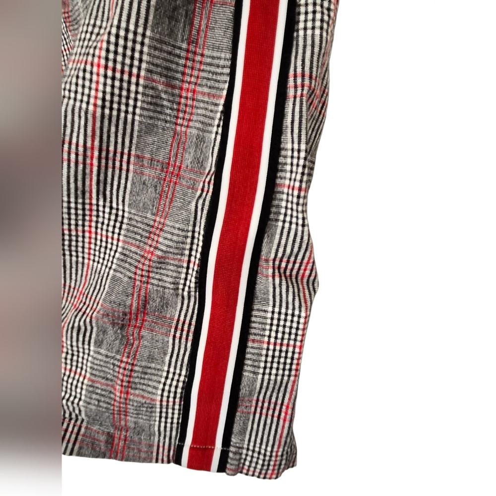 Hollister Plaid Mini Skirt Size Medium Red Black White Side Stripe Preppy Y2K - Picture 4 of 4
